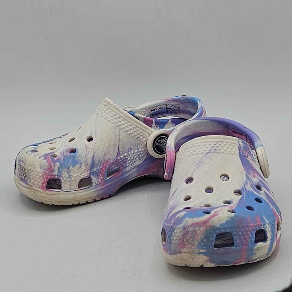 Crocs Classic Marveled Pink And Blue Tie Dye Kids Clogs Size 8